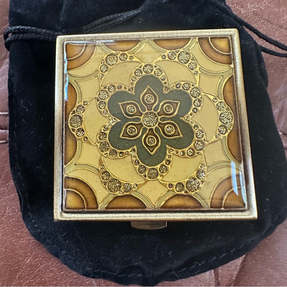 Ornate Gold and Brown Compact